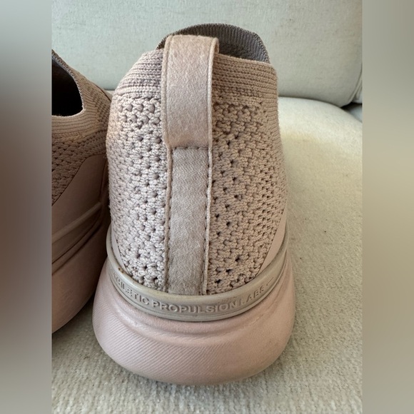 APL Tech Loom Bliss in Rose Dust Pink Running Sneaker, Size 8.5 - Picture 10 of 12